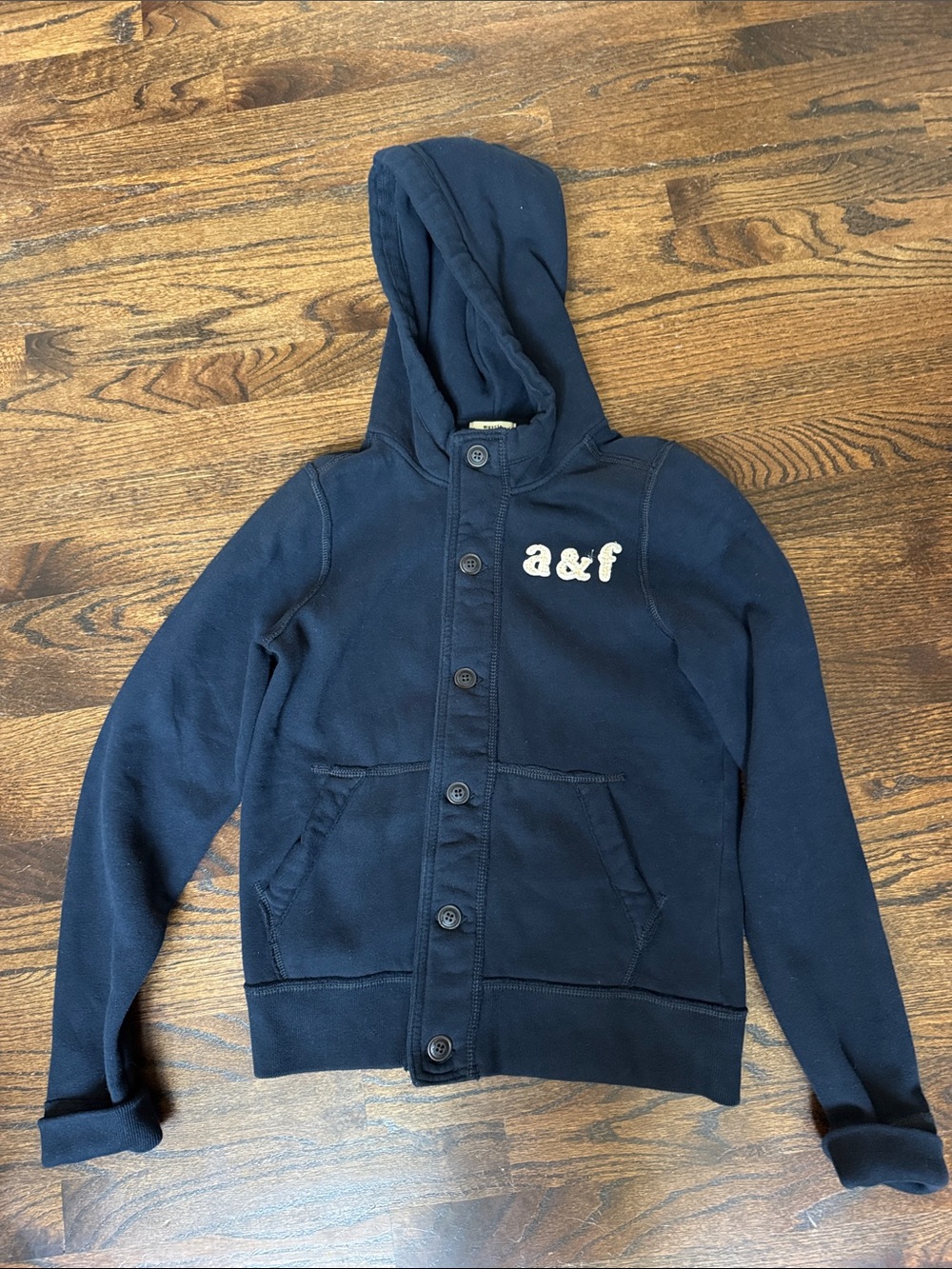 NWOT Near vintage Abercrombie KIDS navy muscle button-down hoodie. XL.